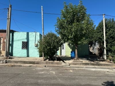 Casa de 2 dormitorios amplia en barrio tunel